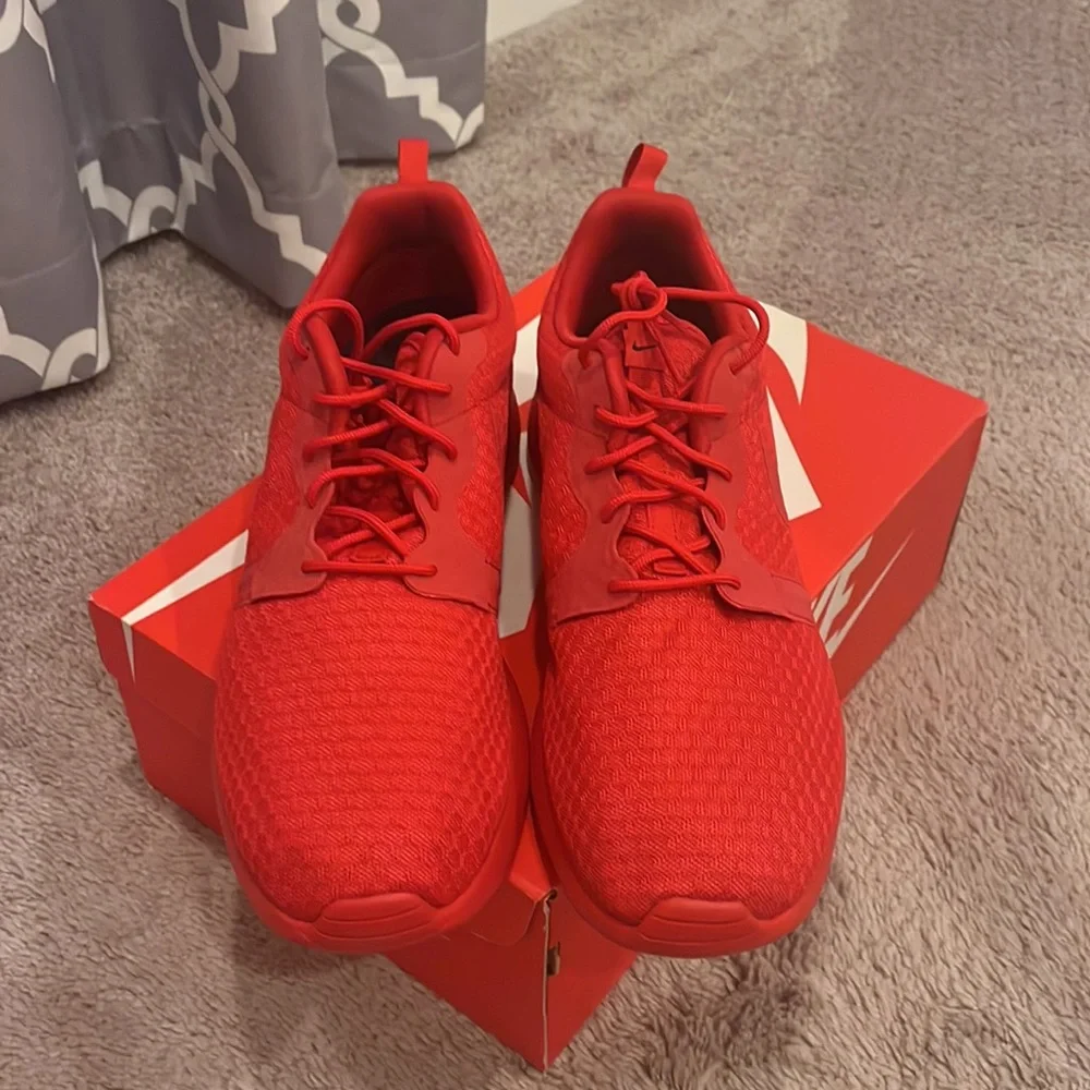 Nike Rosherun Roshe One HYP Shoes Sneakers new Red October 636220 660 Mens Sz 13